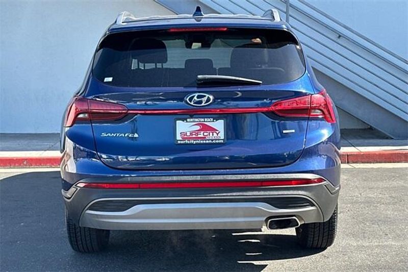 Used 2023 Hyundai Santa Fe SELImage 5