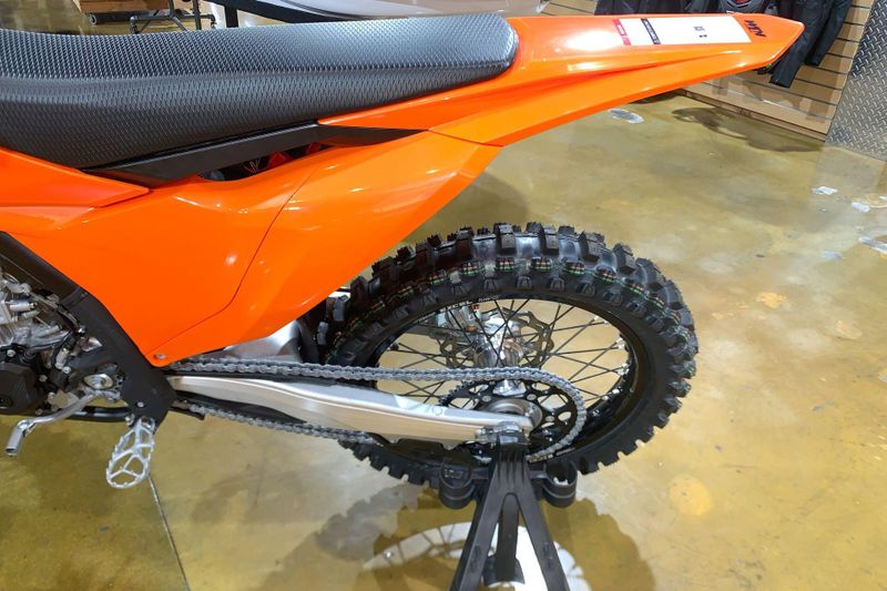 New 2025 KTM 450 SX-F Image 11