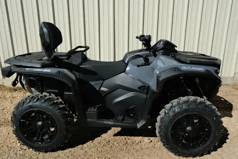 NEW 2026 CAN-AM OUTLANDER MAX DPS 1000R Image 2