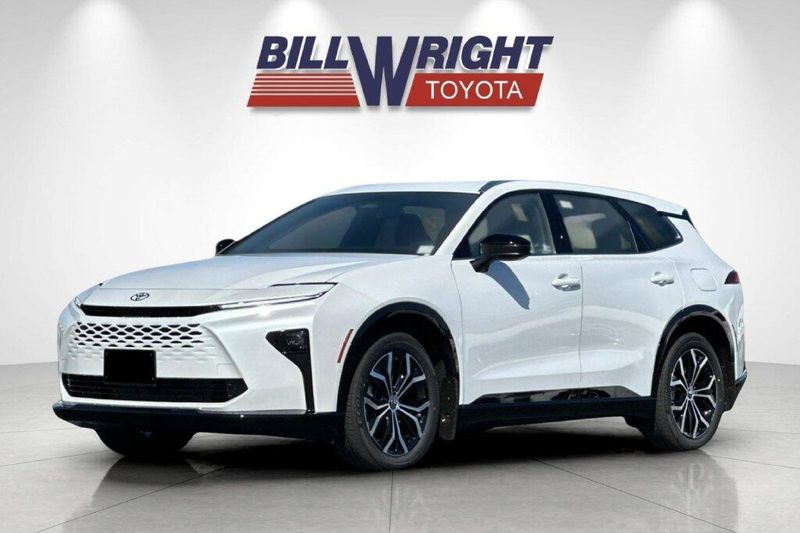 New 2026 Toyota Crown Signia XLEImage 7