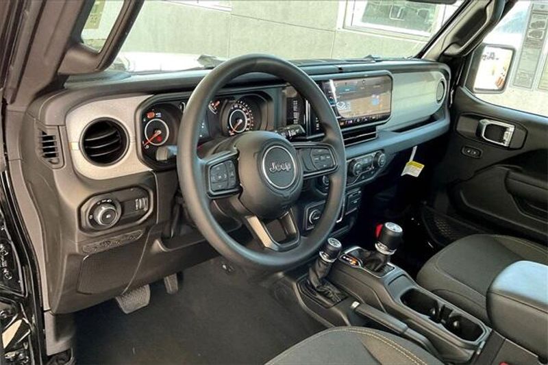New 2026 Jeep Wrangler 4-door SportImage 6
