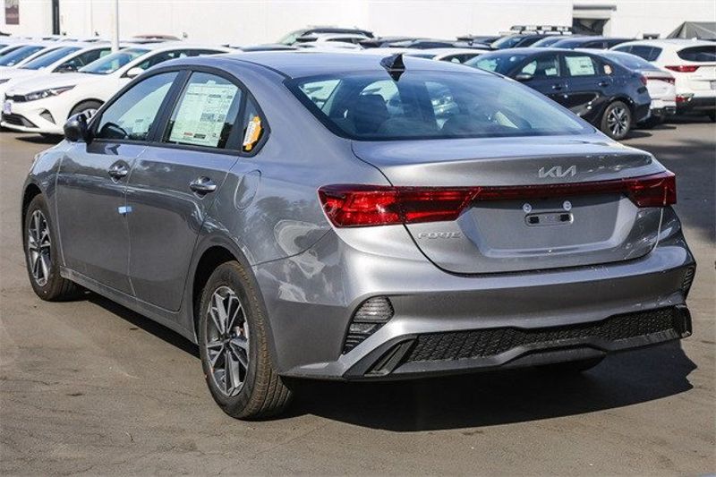 2024 Kia Forte LXSImage 15