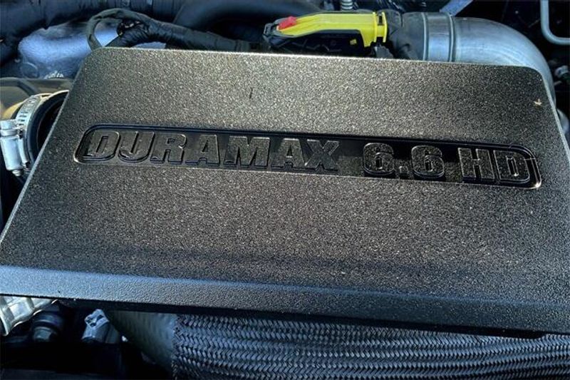 Used 2017 GMC Sierra 2500HD DenaliImage 32