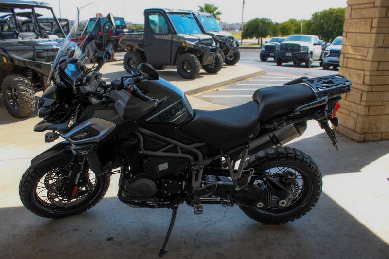 USED 2018 TRIUMPH TIGER 1200 XCA Image 6