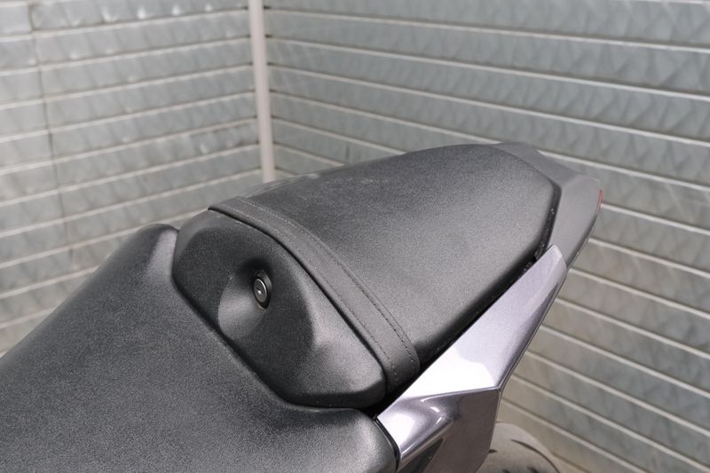 USED 2024 YAMAHA MT09 Image 19