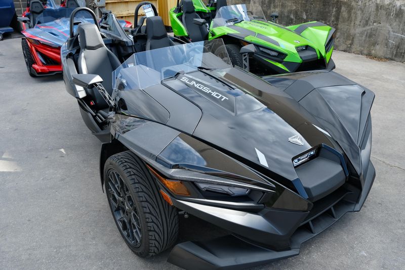 NEW 2025 POLARIS SLINGSHOT SL AUTODRIVE Image 1
