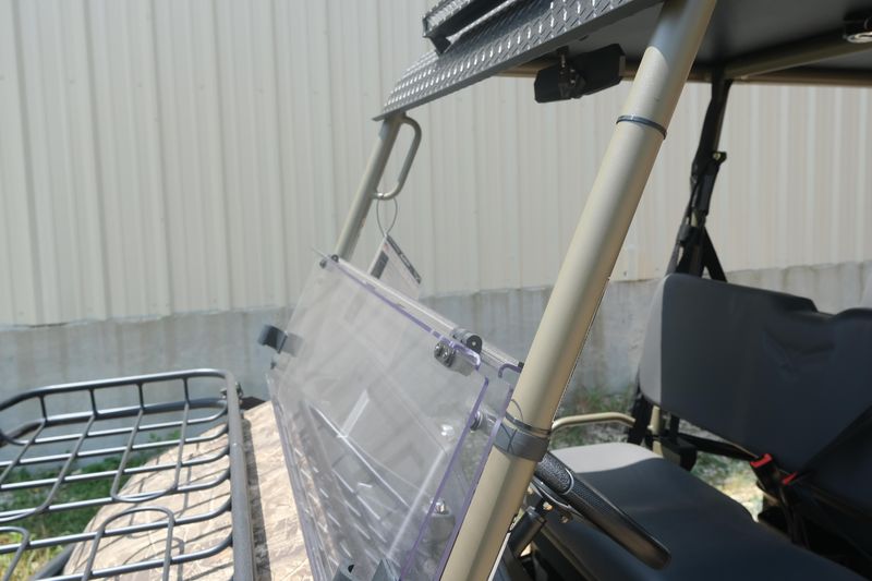 2025 LANDMASTER AMP CREW CAB WILDERNESS EDITION FOREST GREEN Image 31