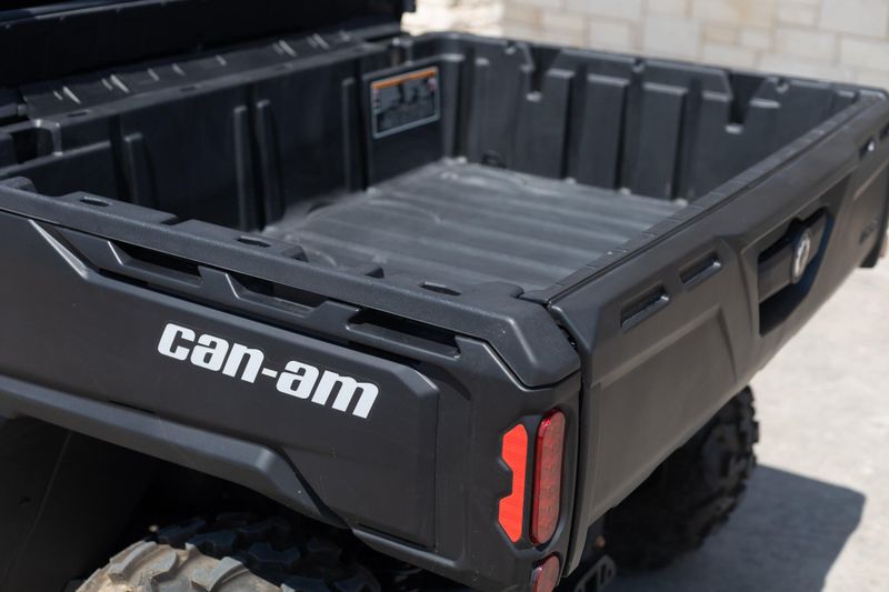 NEW 2025 CAN-AM DEFENDER MAX DPS HD7 Image 13