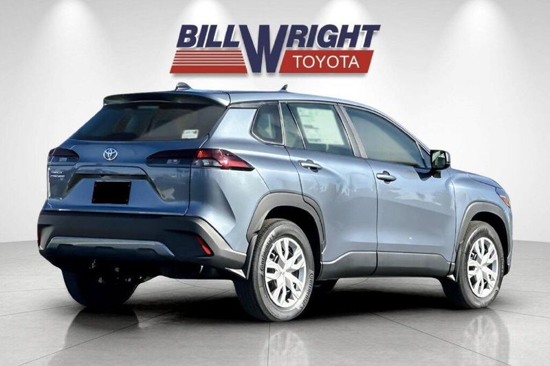 New 2026 Toyota Corolla Cross LImage 3
