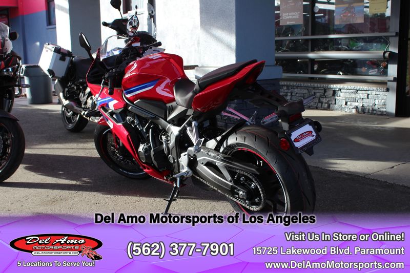 2024 Honda CBR650R ABS Image 7