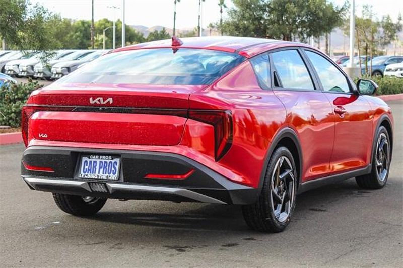 New 2025 Kia K4 EXImage 17