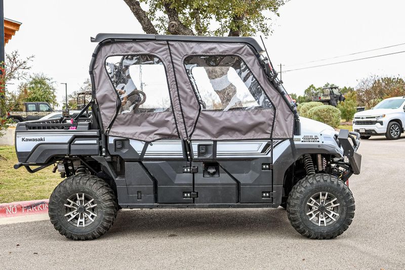 2024 Kawasaki Mule PROFXT 1000 Platinum Ranch EditionImage 6