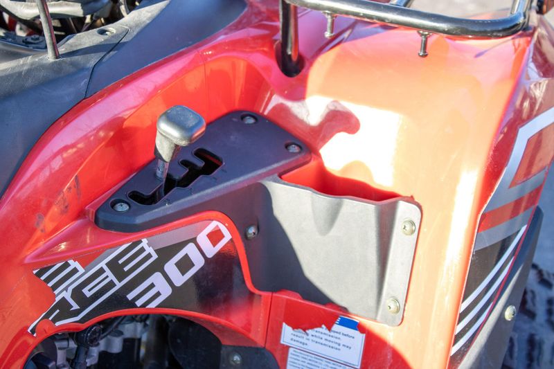 USED 2020 KAWASAKI BRUTE FORCE 300 Image 20