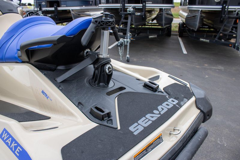 NEW 2026 SEADOO WAKE 170 WITH SOUND SYSTEM Image 17