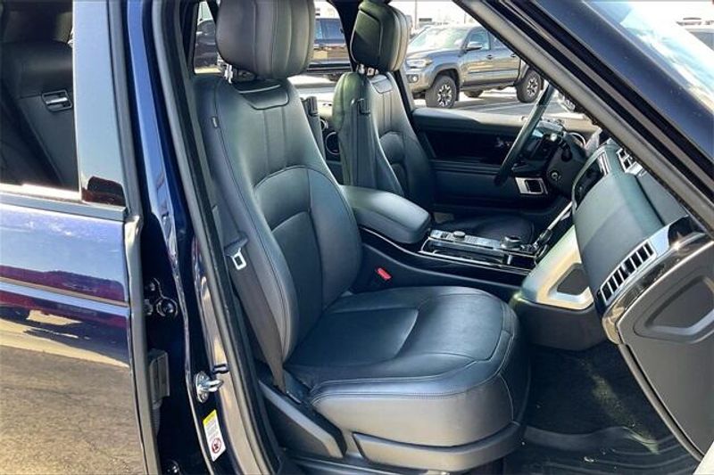 2021 Land Rover Range Rover WestminsterImage 6