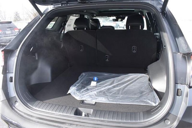 New 2025 Kia Sportage Plug-In Hybrid X-LineImage 17