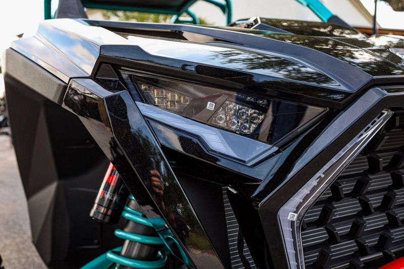 NEW 2025 POLARIS RZR PRO R 4 ULTIMATE Image 16
