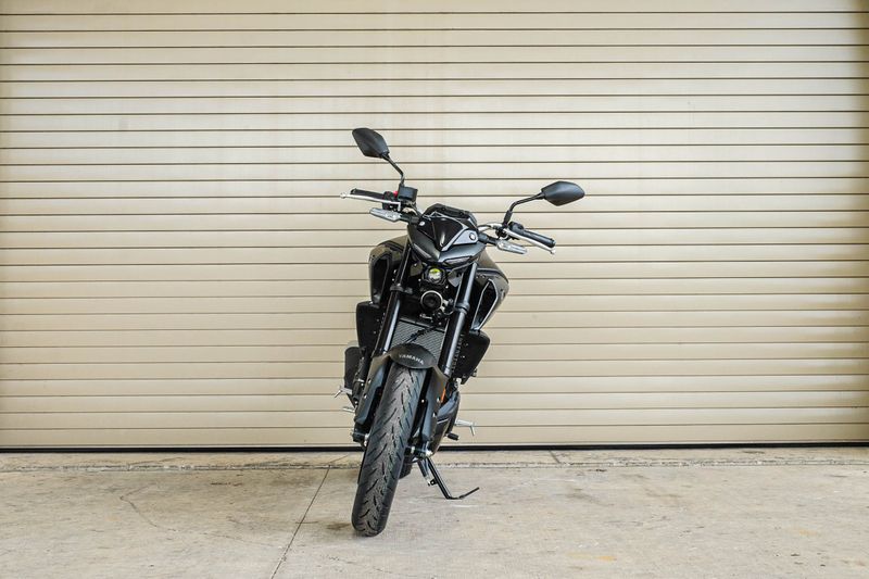 2024 Yamaha MT03 MATTE STEALTH BLACKImage 2