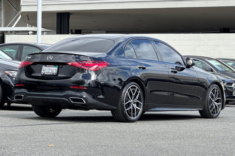 Used 2023 Mercedes-Benz C-Class C 300Image 4