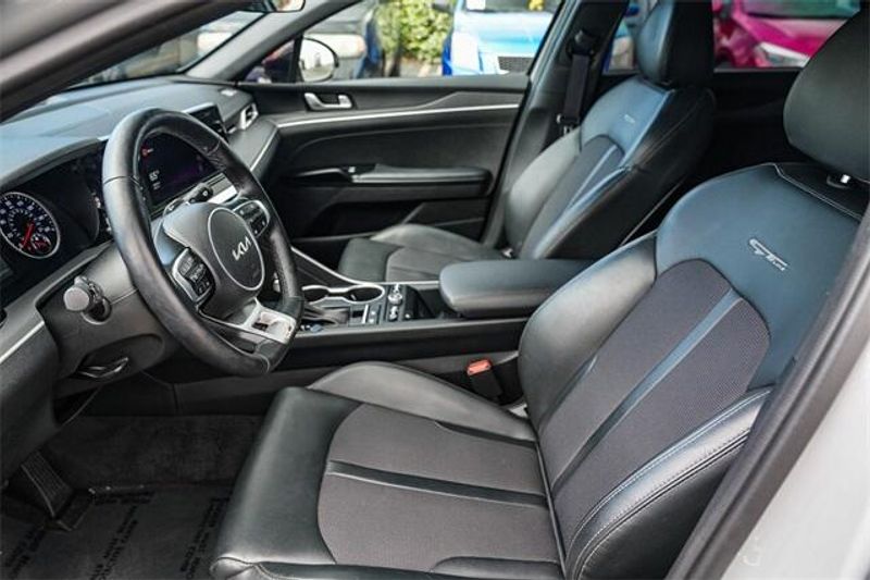 2022 Kia K5 GT-LineImage 18