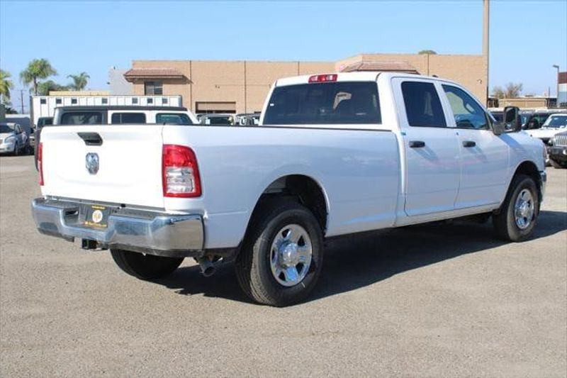 2023 RAM 2500 Tradesman Crew Cab 4x2 Long BoxImage 4