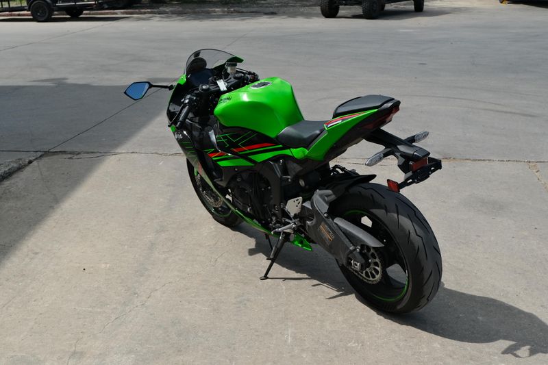 2024 Kawasaki NINJA ZX6R ABS KRT EDITION LIME GREEN AND EBONY Image 5