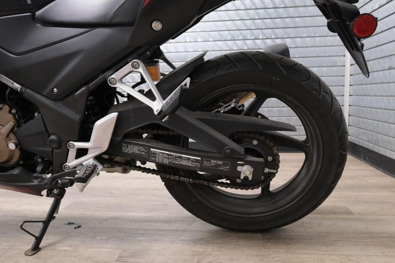 USED 2021 HONDA CBR300R Image 18