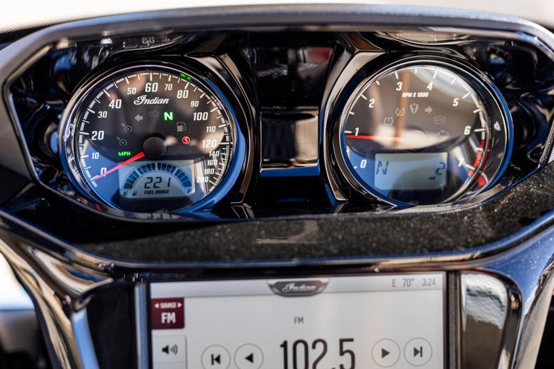 NEW 2026 INDIAN MOTORCYCLE PURSUIT LIMITED WITH 112 AND AUDIO PACKAGE Image 13