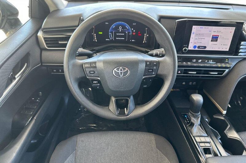 Used 2025 Toyota Camry LEImage 13