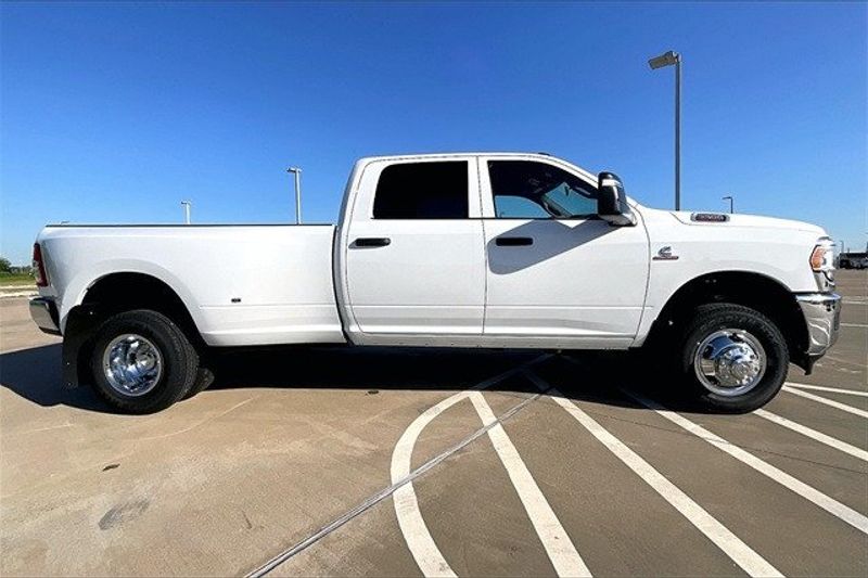 2024 RAM 3500 Tradesman Crew Cab 4x4 8