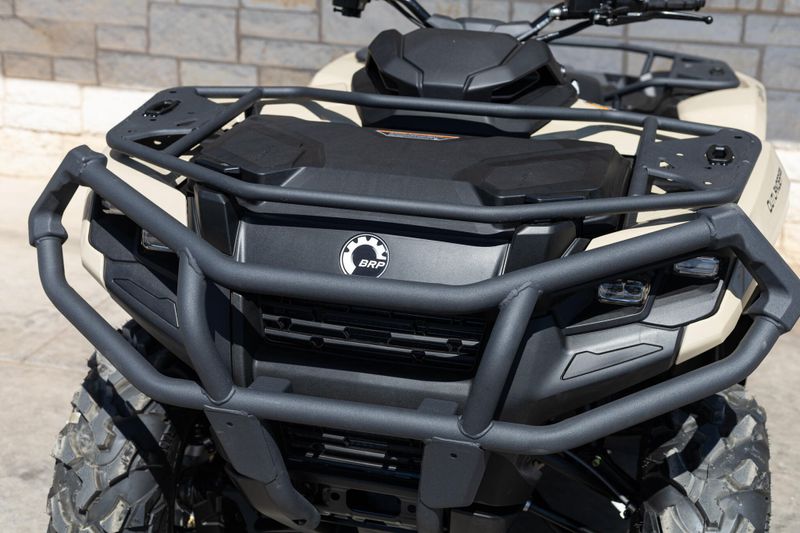 2025 Can-Am OUTLANDER PRO HD5 DESERT TANImage 9