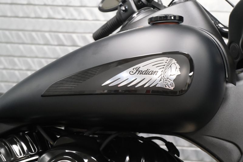 NEW 2026 INDIAN MOTORCYCLE SPRINGFIELD DARK HORSE Image 9