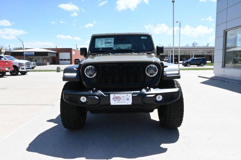 2025 Jeep Wrangler WillysImage 3
