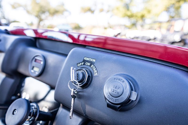 NEW 2026 KAWASAKI MULE 4010 4X4 Image 19