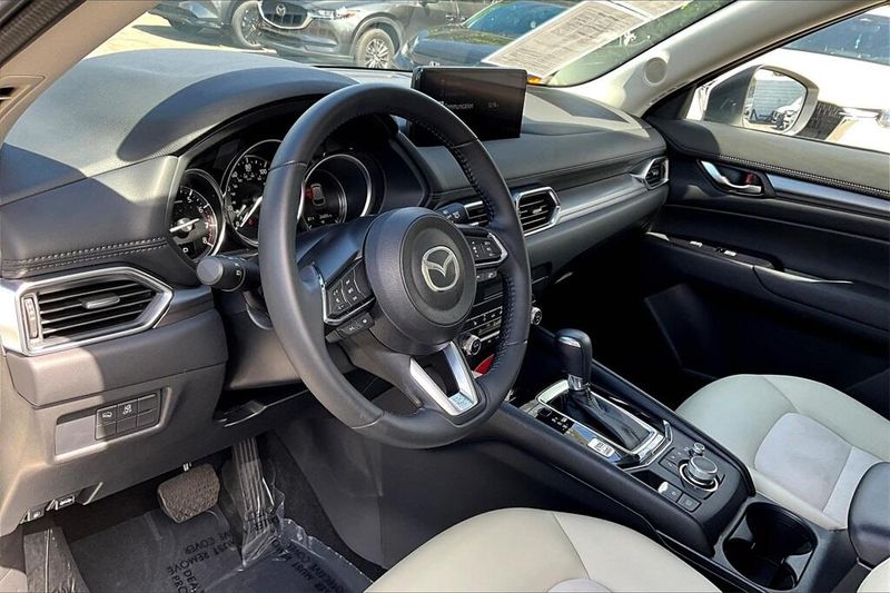 Used 2023 Mazda CX-5 2.5 S Select PackageImage 9