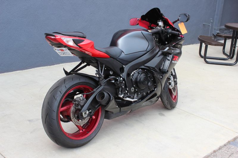 2017 Suzuki GSX-R600L7 CA Image 8