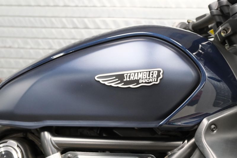 USED 2024 DUCATI SCRAMBLER NIGHSHIFT Image 13
