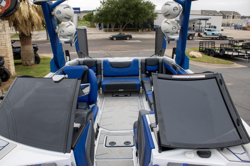 USED 2022 MALIBU M240 Image 37