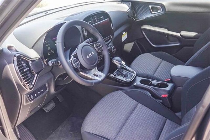 New 2025 Kia Soul EXImage 10