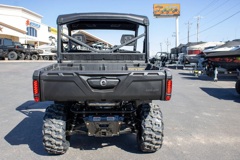 NEW 2026 CAN-AM DEFENDER XT HD7 Image 4