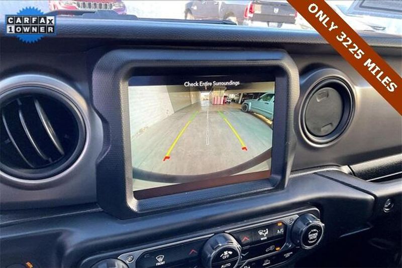 Used 2022 Jeep Wrangler Sport SImage 21