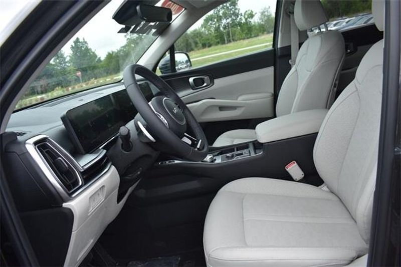 New 2025 Kia Sorento Hybrid EXImage 23