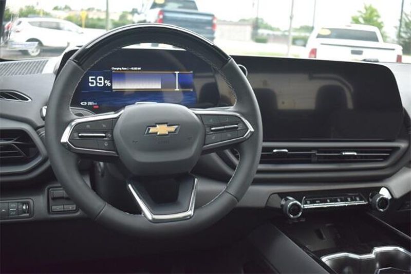 New 2026 Chevrolet Silverado EV LTImage 22
