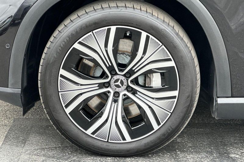 2023 Mercedes-Benz EQE 350+ SUVImage 33