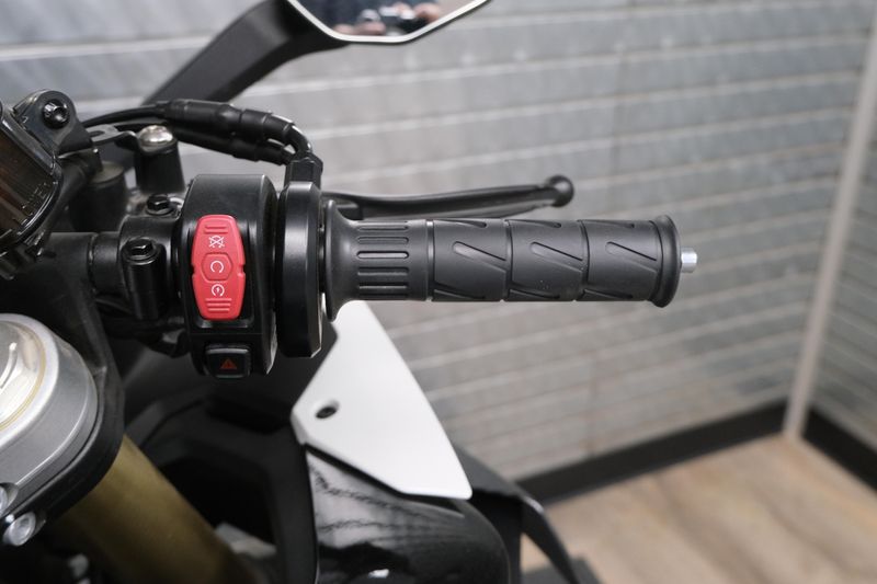 2024 CFMOTO 450SS NEBULA WHITEImage 20