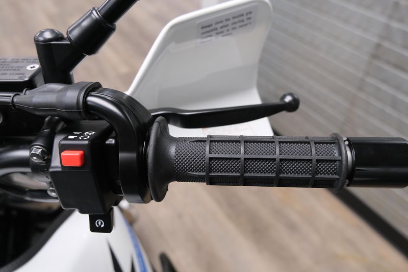 NEW 2026 SUZUKI DR650S Image 19