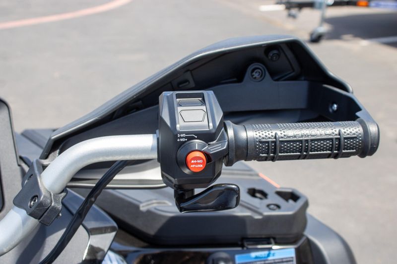 NEW 2026 CFMOTO CFORCE 800 TOURING Image 14