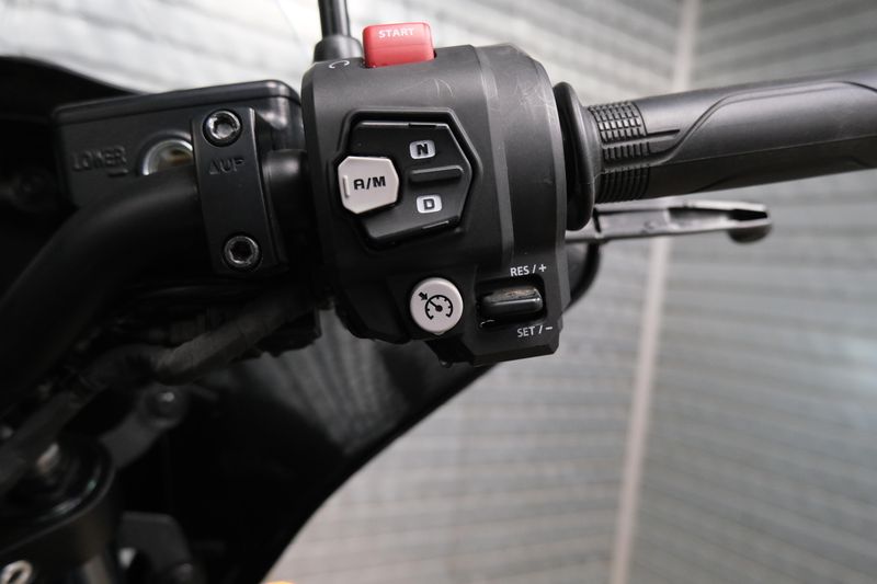 USED 2024 HONDA REBEL 1100 T DCT Image 19