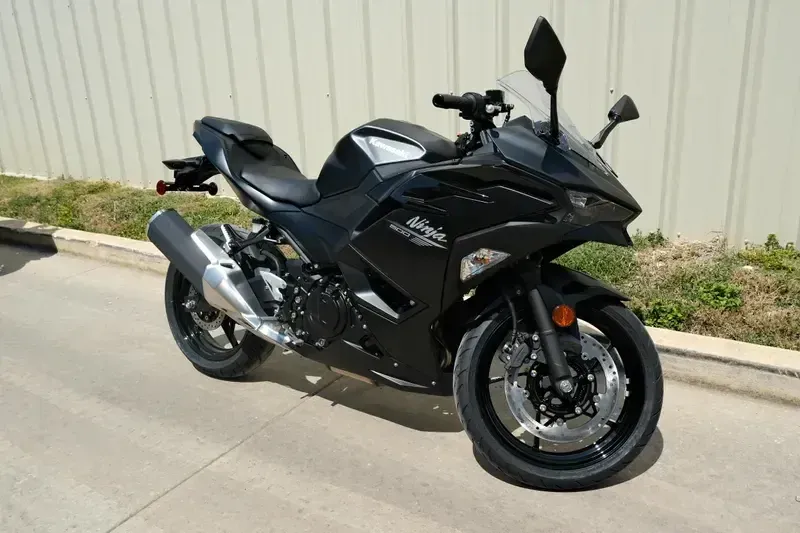 NEW 2026 KAWASAKI NINJA 500 Image 1