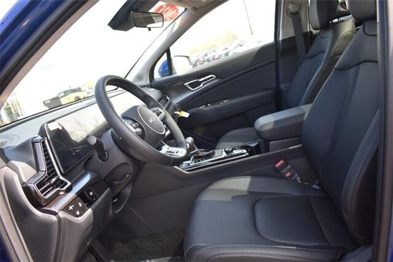 2025 Kia Sportage EXImage 26
